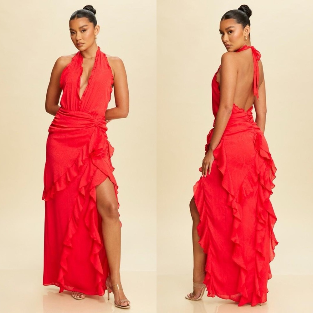 Elegant Scarlet Backless Dress